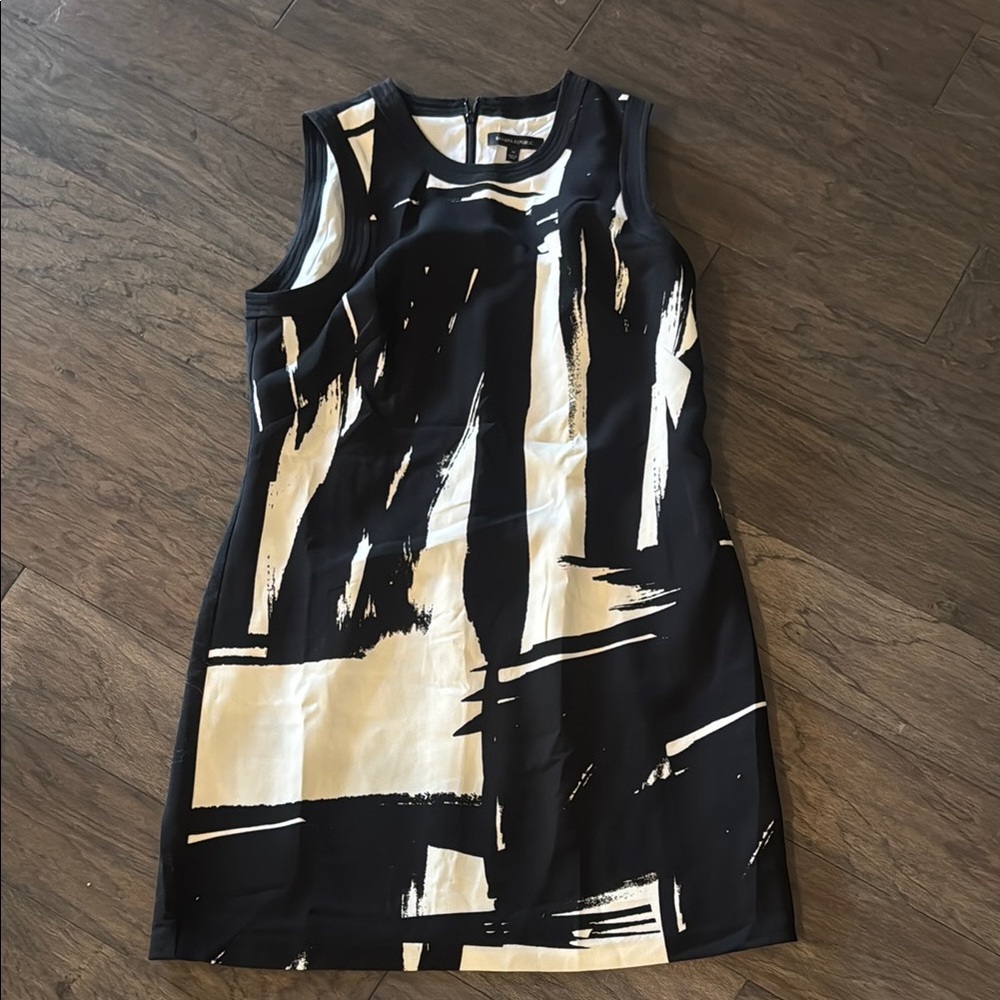 Banana republic Abstract Black and White Sleeveless Dress